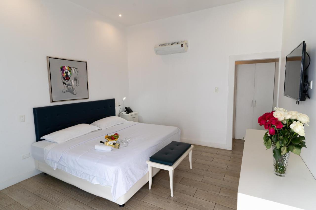 Hotel Kinova ساليناس المظهر الخارجي الصورة